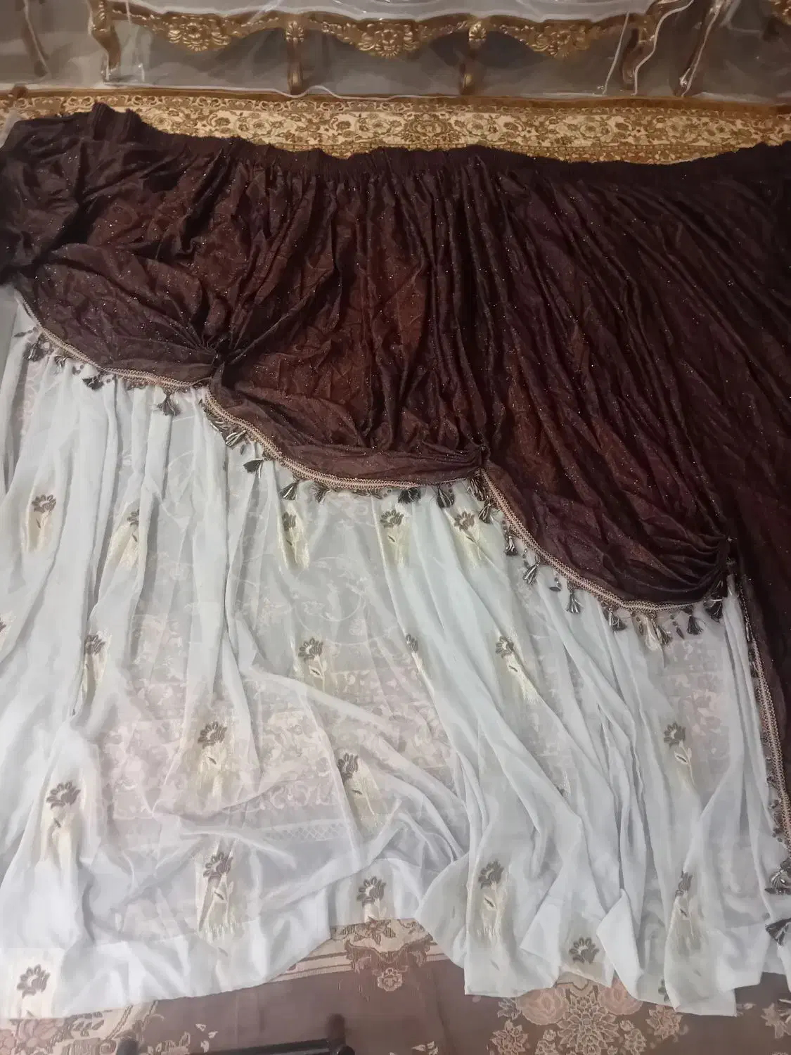 پرده ویلان|پرده، رانر، رومیزی|کاشان, فاز ۱ ناجی آباد|دیوار