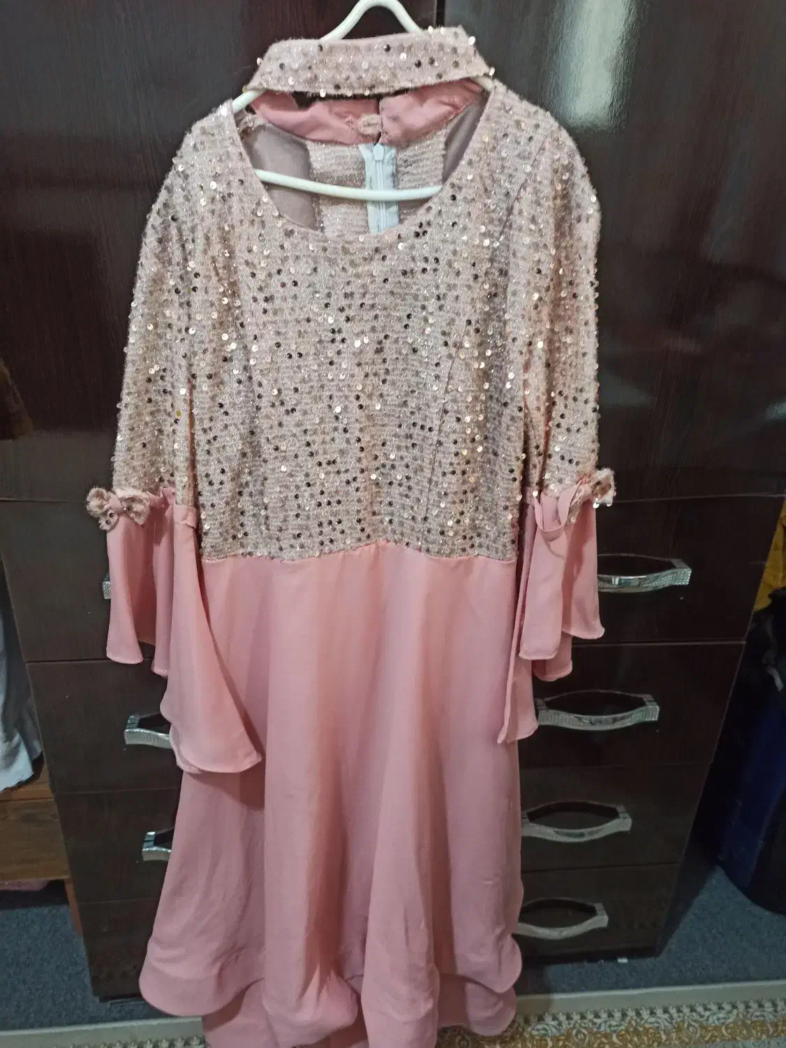 لباس مجلسی|لباس|بیرجند, |دیوار