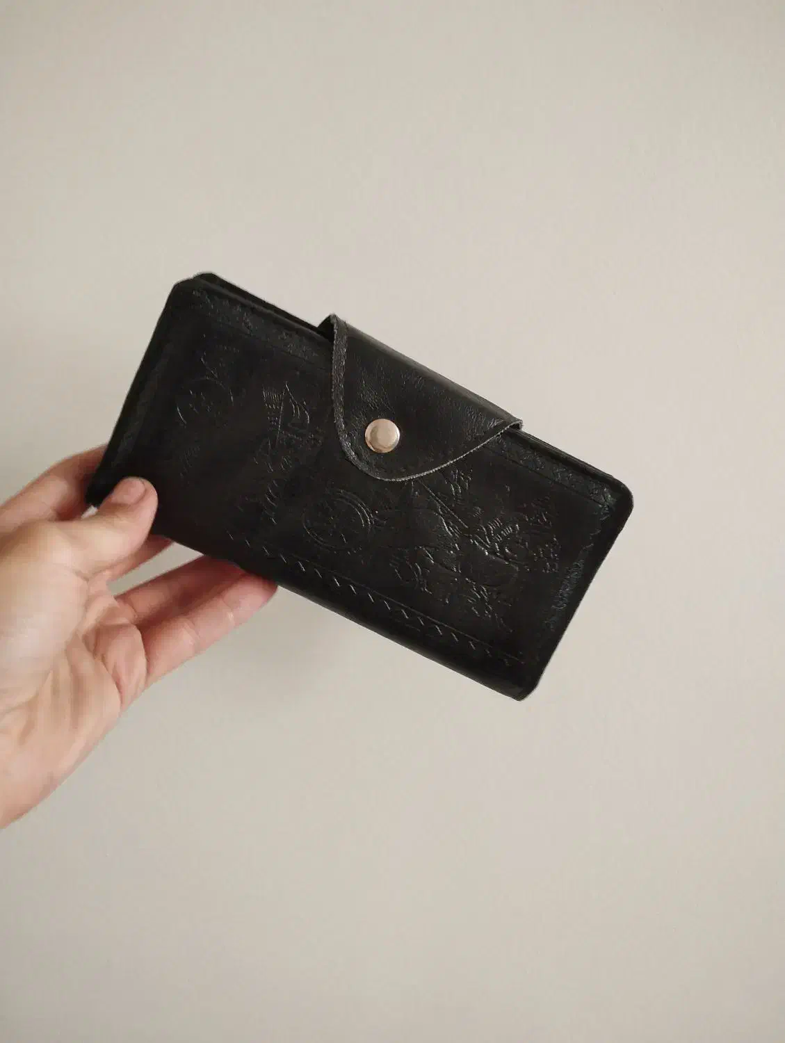 کیف پول چرمی|کیف، کفش، کمربند|میانه, |دیوار