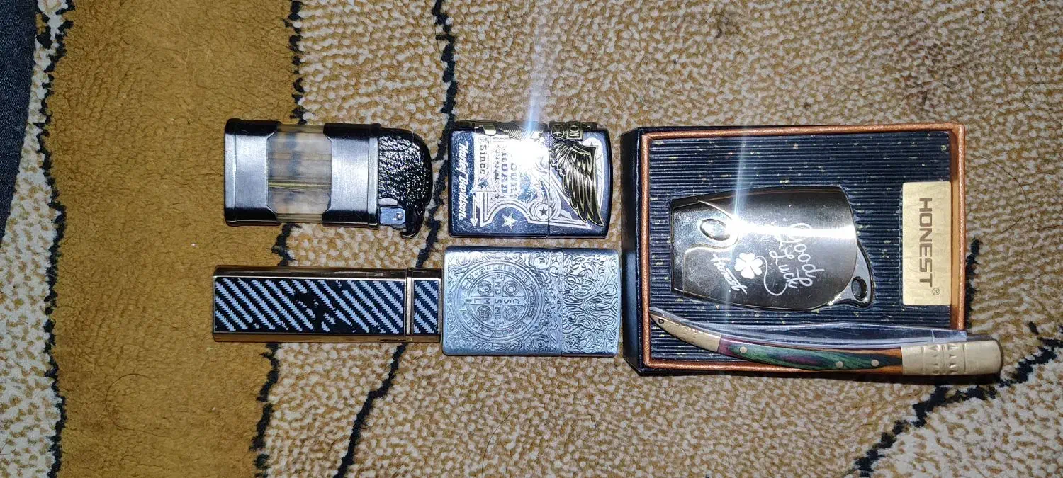 فندک های کلاسیک|کلکسیون اشیاء عتیقه|زنجان, |دیوار