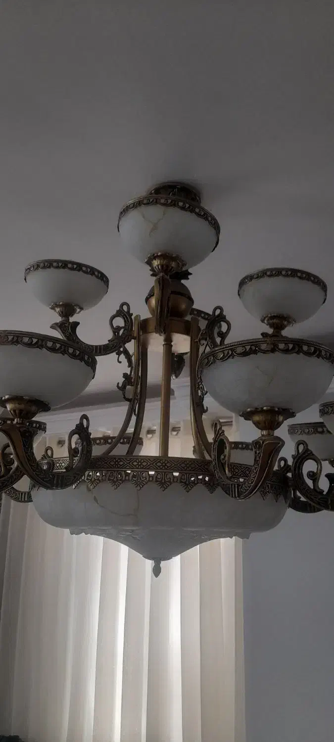 لوستر ۲طبقه|لوستر و چراغ آویز|گلبهار, شهر جدید گلبهار|دیوار