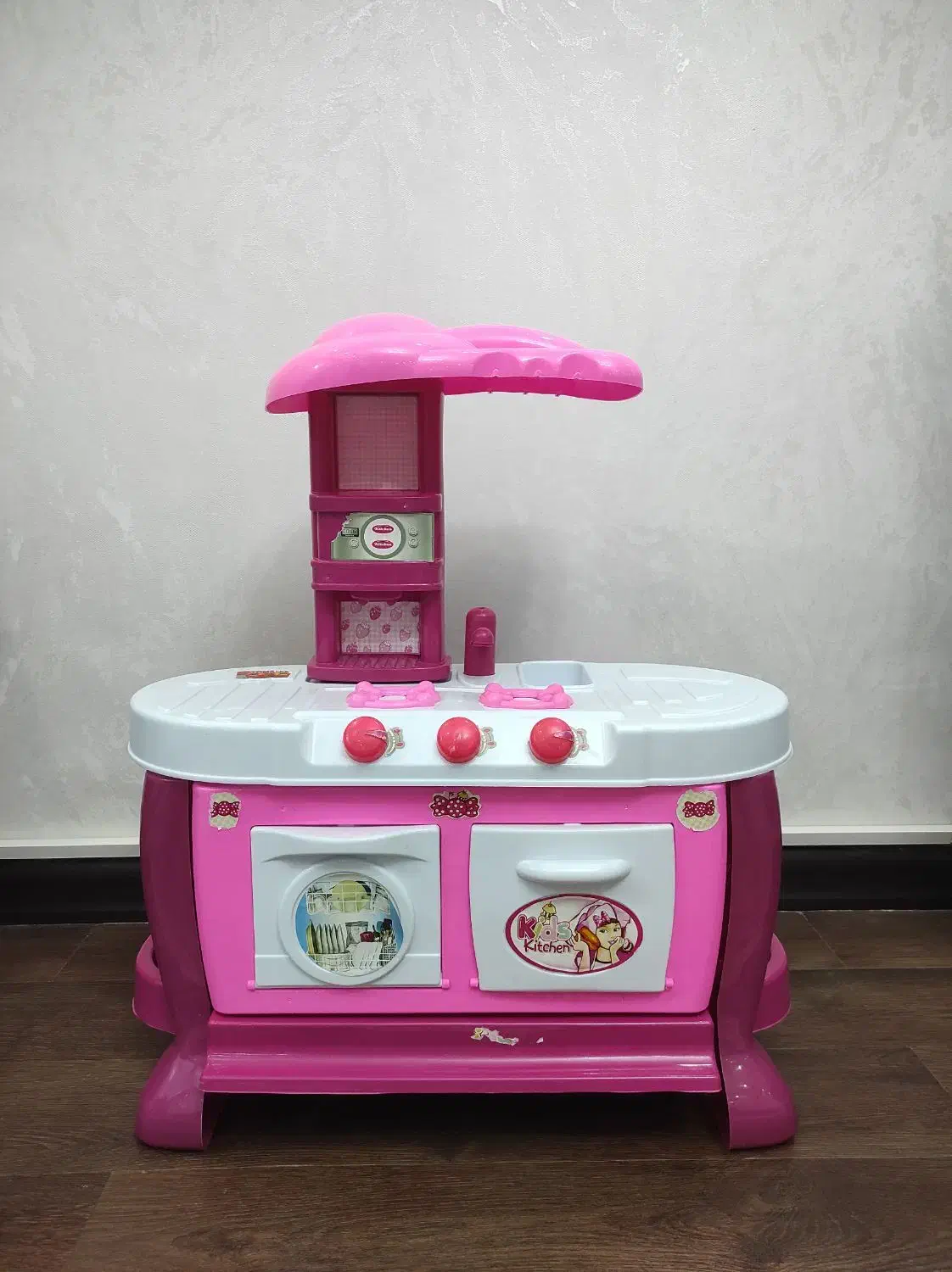 آشپزخانه اسباب بازی|اسباب‌بازی بچه|شاهین‌شهر, بنیاد ازدواج|دیوار