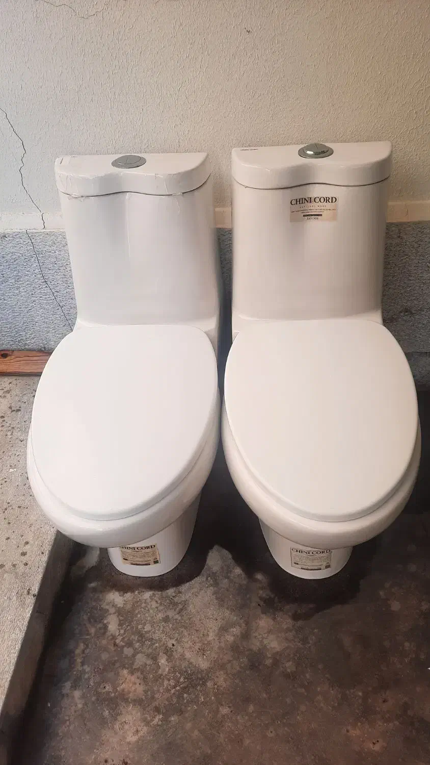 ۲عدد تولت فرنگی درحد نو|لوازم سرویس بهداشتی|کیش, |دیوار