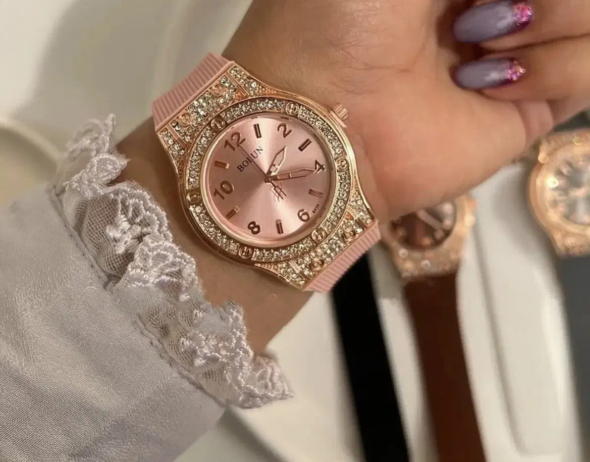 ساعت دخترانه نگین دار|ساعت|مرند, |دیوار