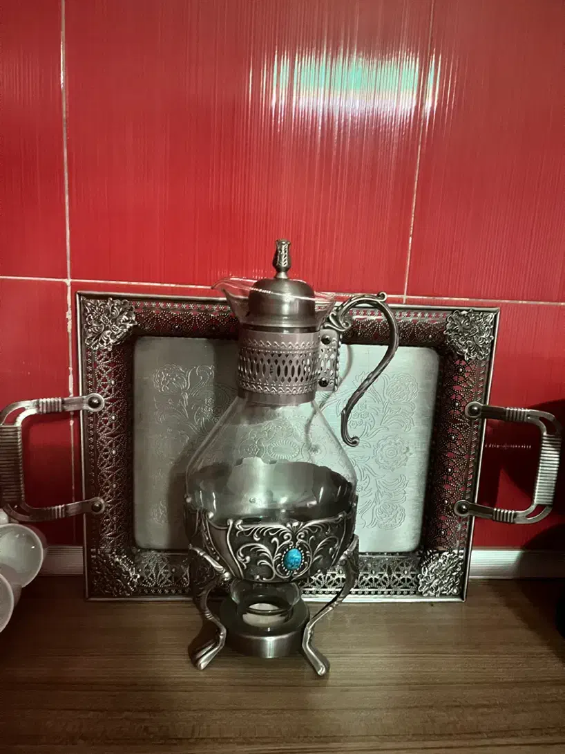 سینی پذیرایی به همراه قوری وارمر دار|ظروف سرو و پذیرایی|گنبد کاووس, |دیوار