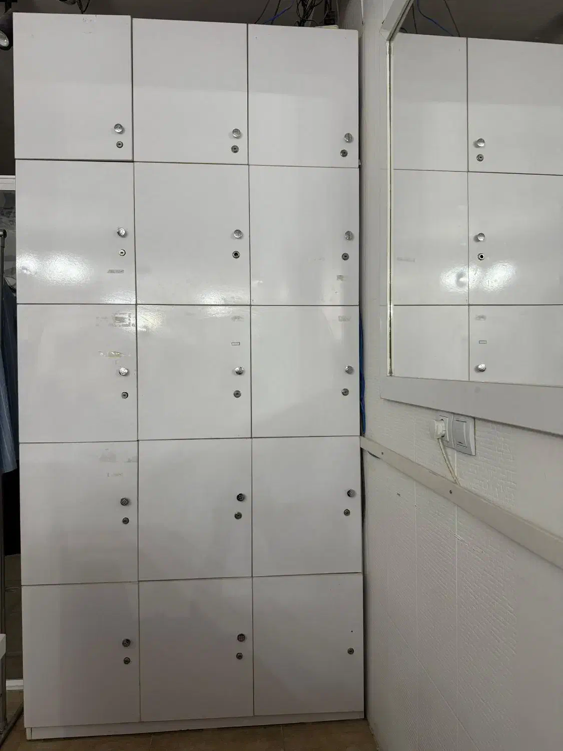 ۲ عدد کمد رختکن و پرستلی|فروشگاه و مغازه|شیراز, زرگری|دیوار