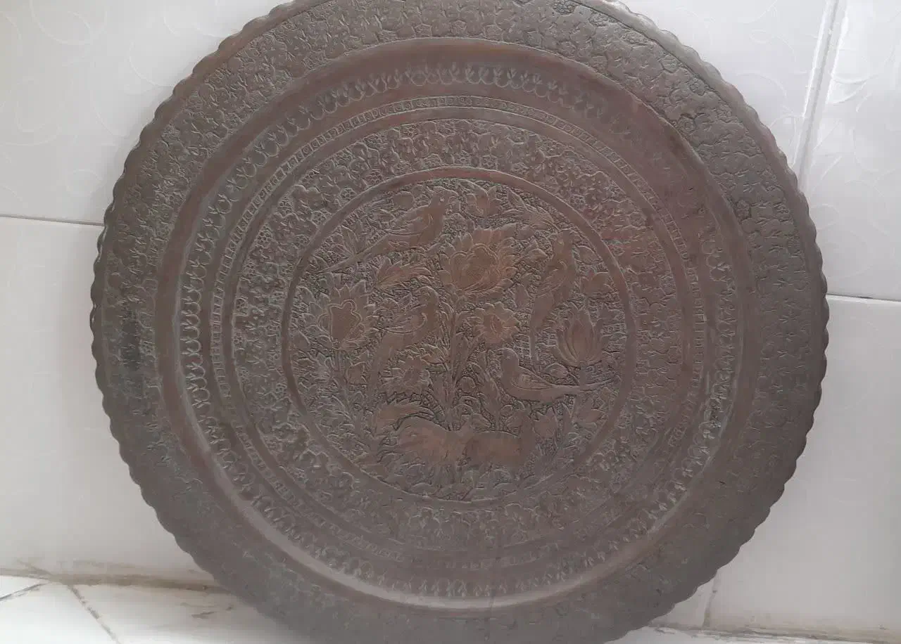 سینی قلم کاری قدیمی|کلکسیون اشیاء عتیقه|بروجرد, |دیوار