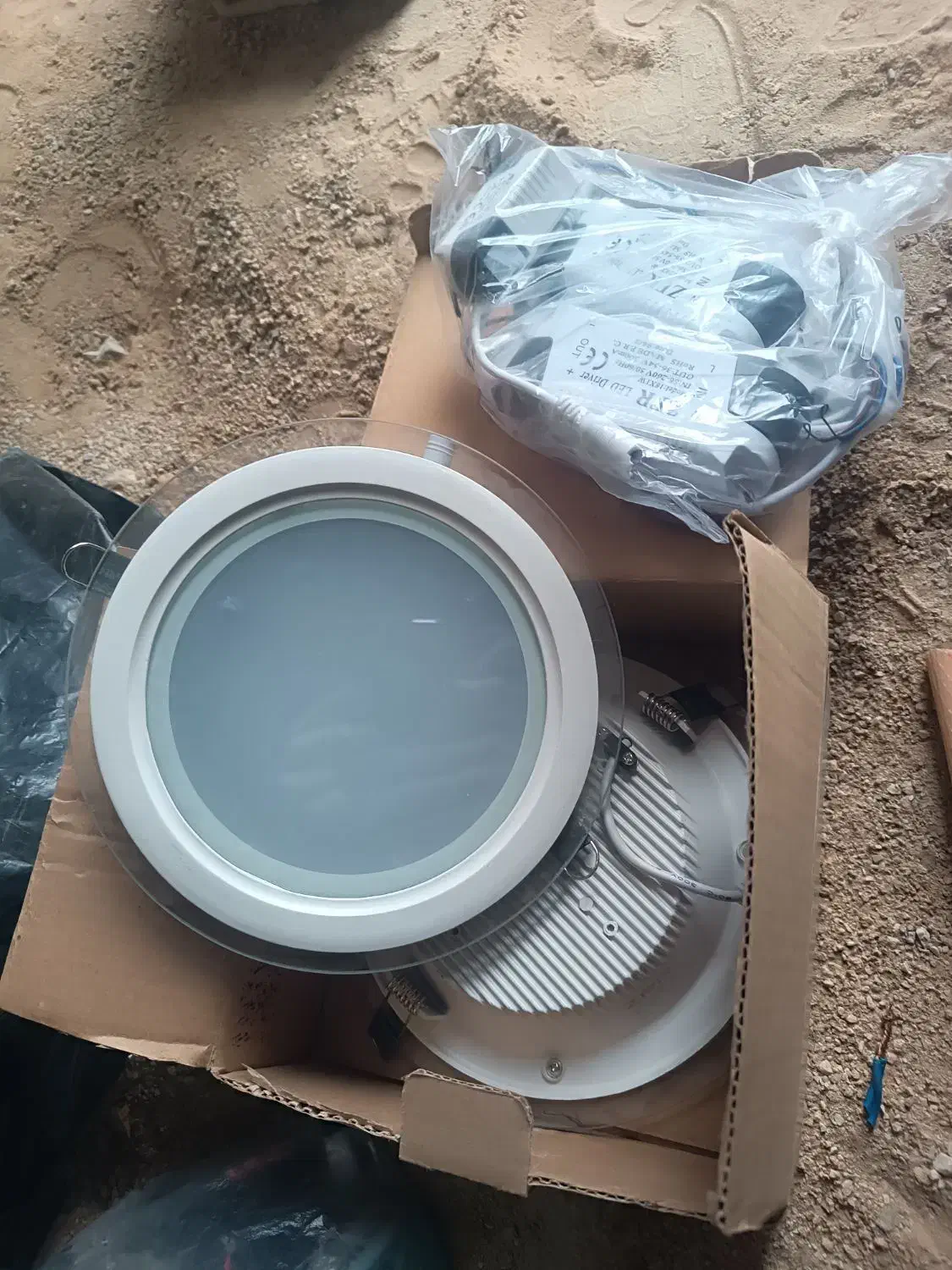 چراغ سقفی LED + ترانس + لامپ FPL پارس‌لامپ و سالم|لامپ و چراغ|بندر ماهشهر, |دیوار