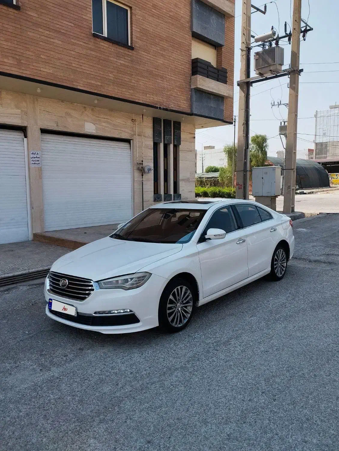 لیفان 820 سفید مدل1396 بدون رنگ و ضربه کم کار|خودرو سواری و وانت|یاسوج, |دیوار