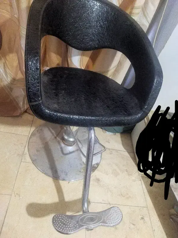 صندلی آرایشگاه|آرایشگاه و سالنهای زیبایی|پیشوا, |دیوار