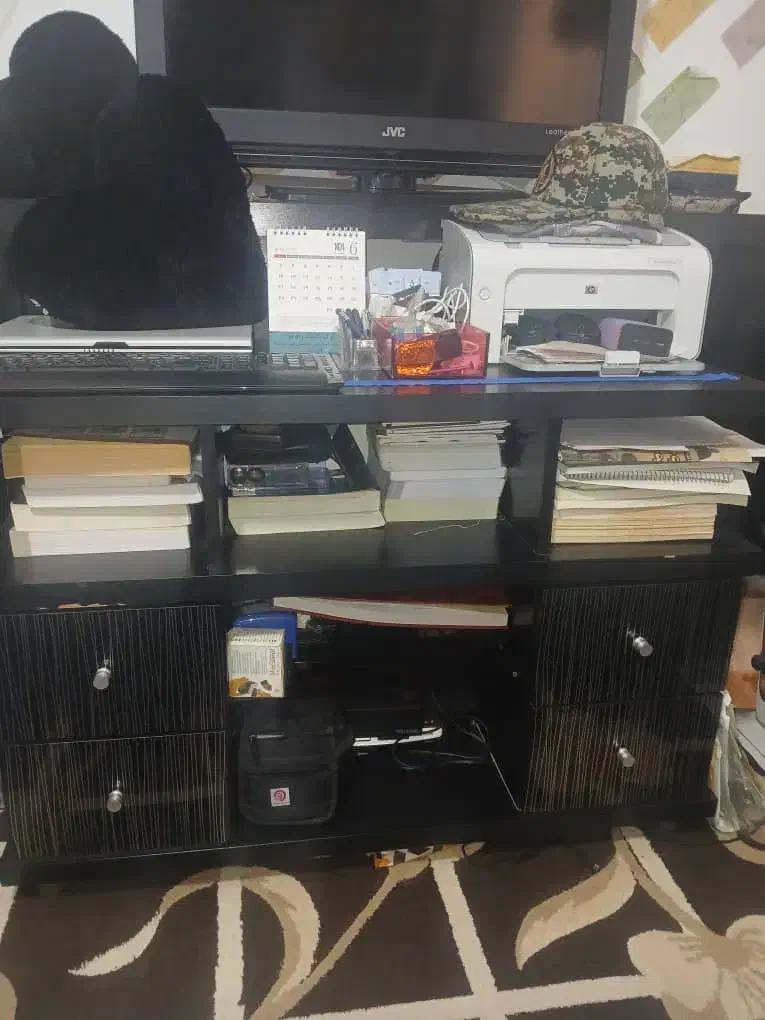 کمد و میزتلویزیون دوتا باهم سالم تمیز|جاکفشی، کمد، دراور|پیربازار, |دیوار