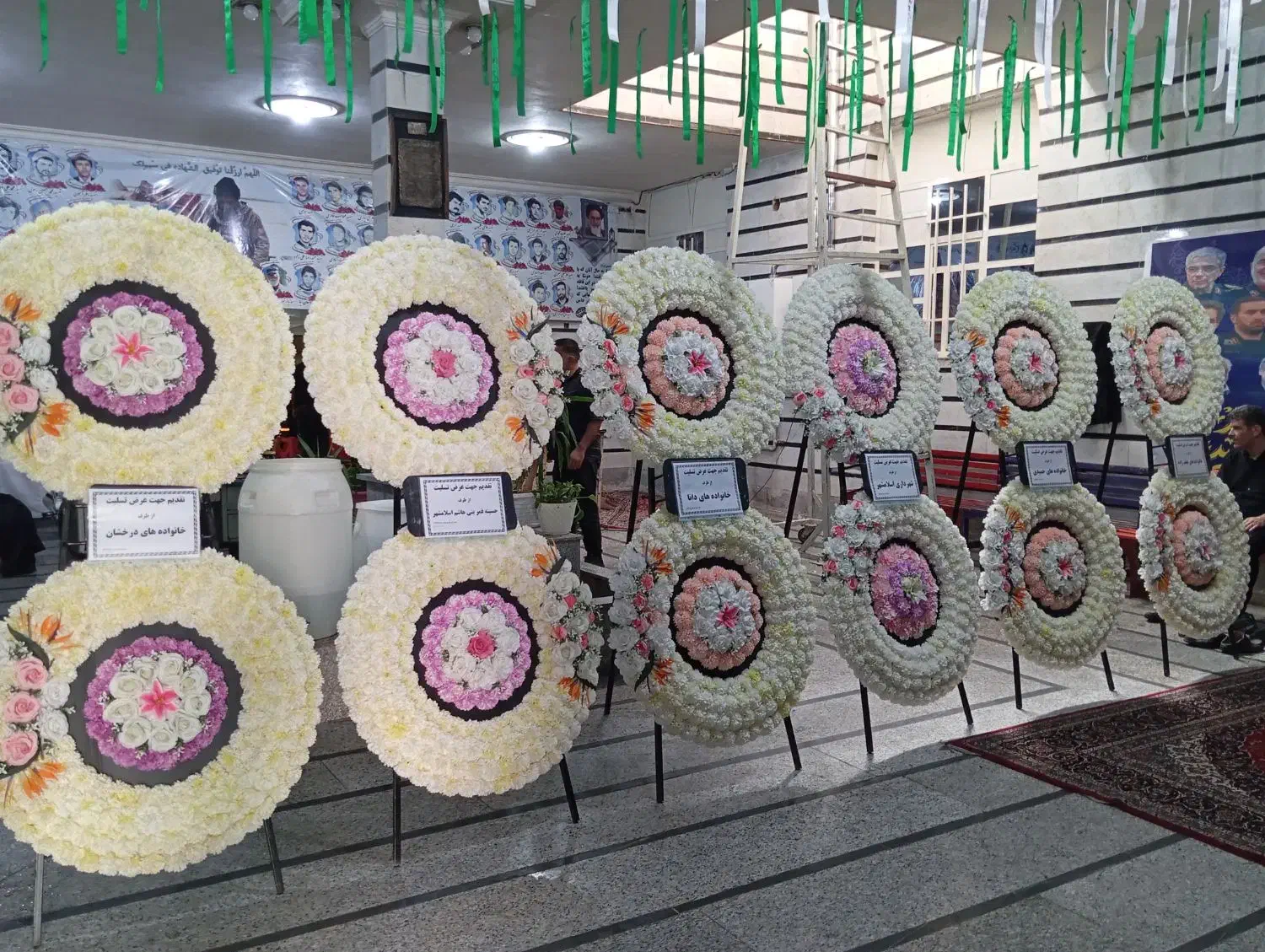 اجاره تاج گل ترحیم افتتاحیه نمایشگاه اسلام شهر|خدمات پذیرایی، مراسم|اسلامشهر, زرافشان|دیوار