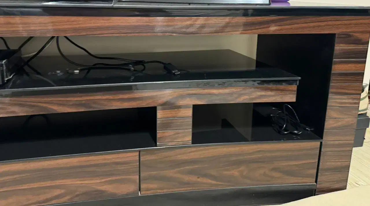 میز تی وی|میز تلویزیون|شهرکرد, |دیوار