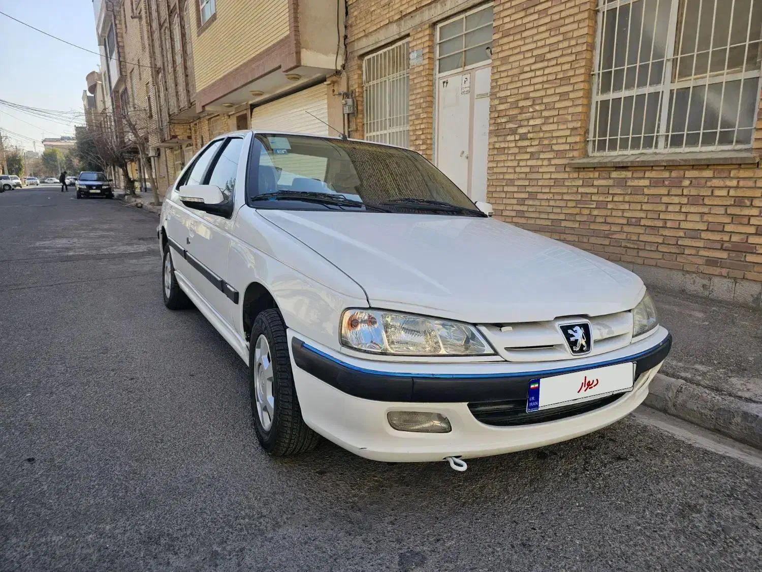 پرشیا ۴۰۱|خودرو سواری و وانت|قم, تولید دارو و یخچال|دیوار