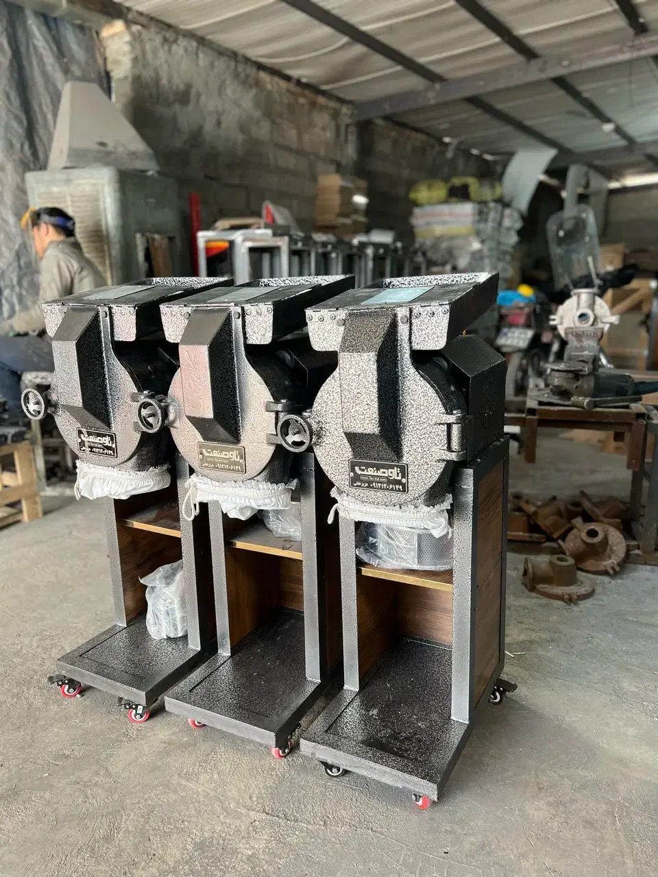 دستگاه آسیاب عطاری/ادویه/زردچوبه/دارچین/کره گیر|فروشگاه و مغازه|تهران, بازار|دیوار