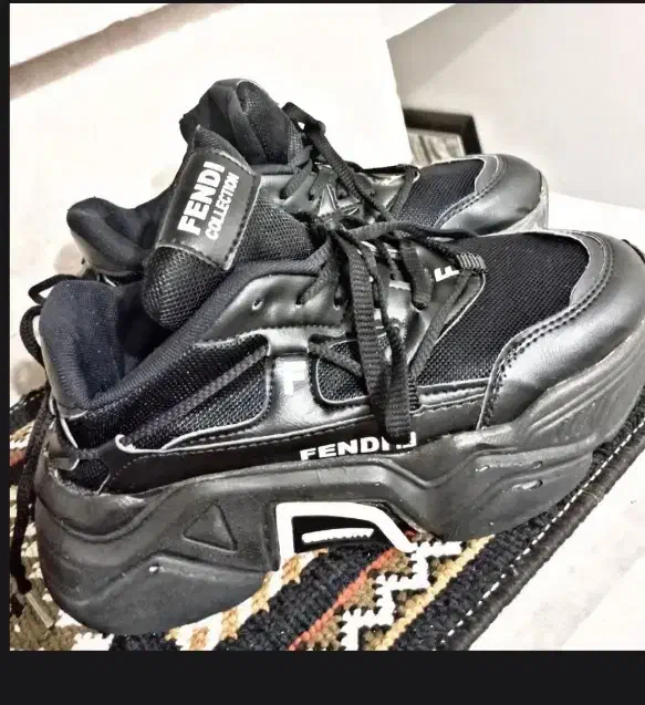 کتانی|کیف، کفش، کمربند|اردبیل, |دیوار