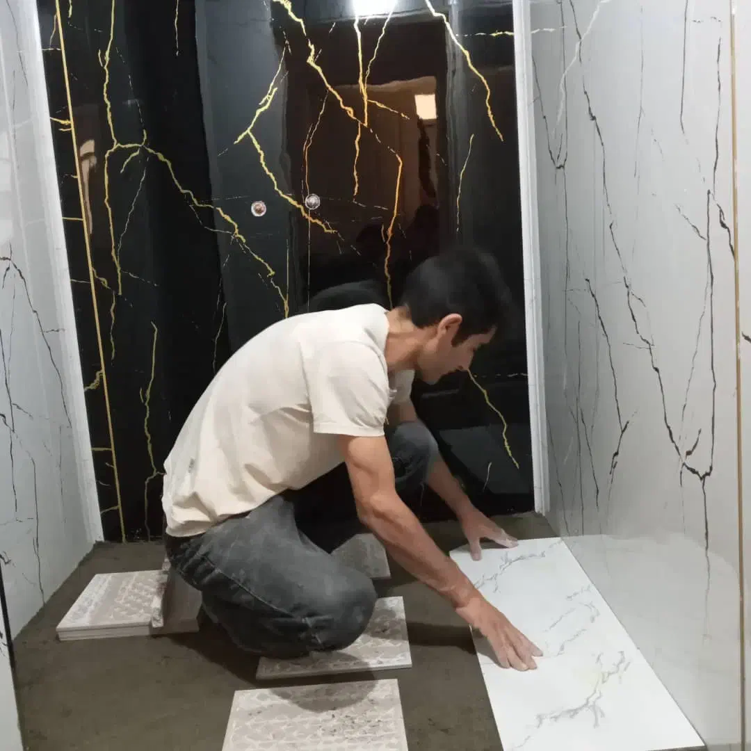 کاشیکاری ،سرامیک کاری،کاشی کاری باچسب|خدمات پیشه و مهارت|تبریز, |دیوار