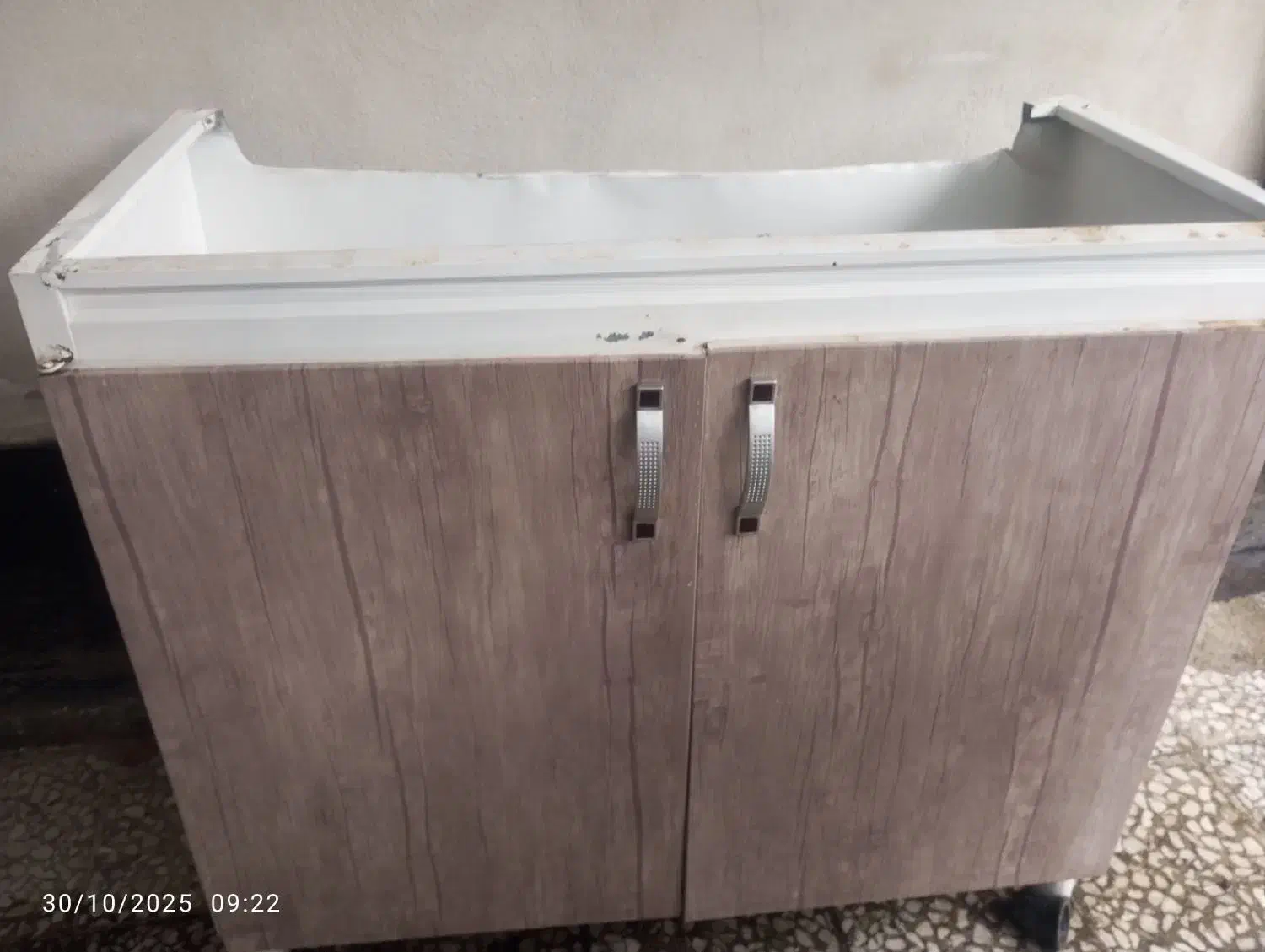 کابینت دست دوم|مصالح و تجهیزات ساختمان|رشت, آب و برق|دیوار