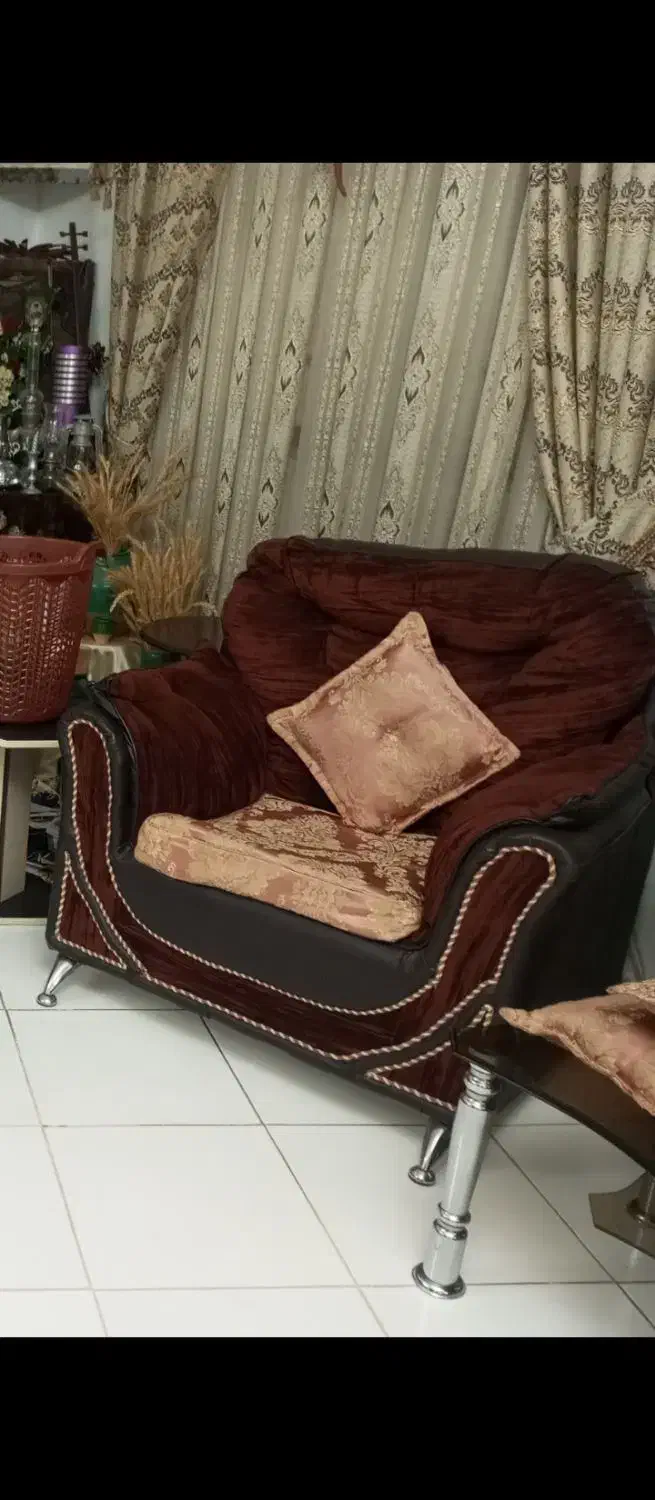 مبل راحتی 6نفره|مبلمان خانگی و میز عسلی|ورامین, ورامین|دیوار