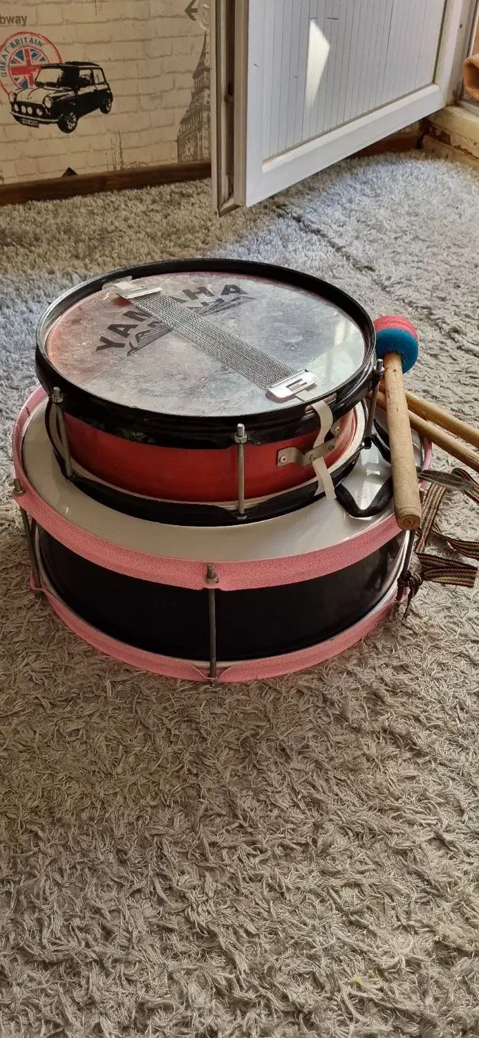 طبل محرمی|درام و پرکاشن|شهریار, شهریار|دیوار