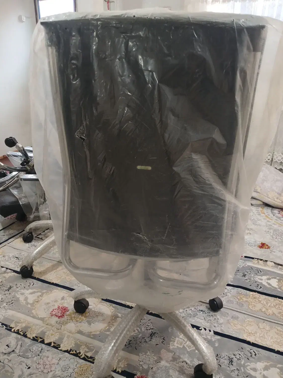 صندلی مدیریتی سالم و نو|دفتر کار|نسیم‌شهر, |دیوار