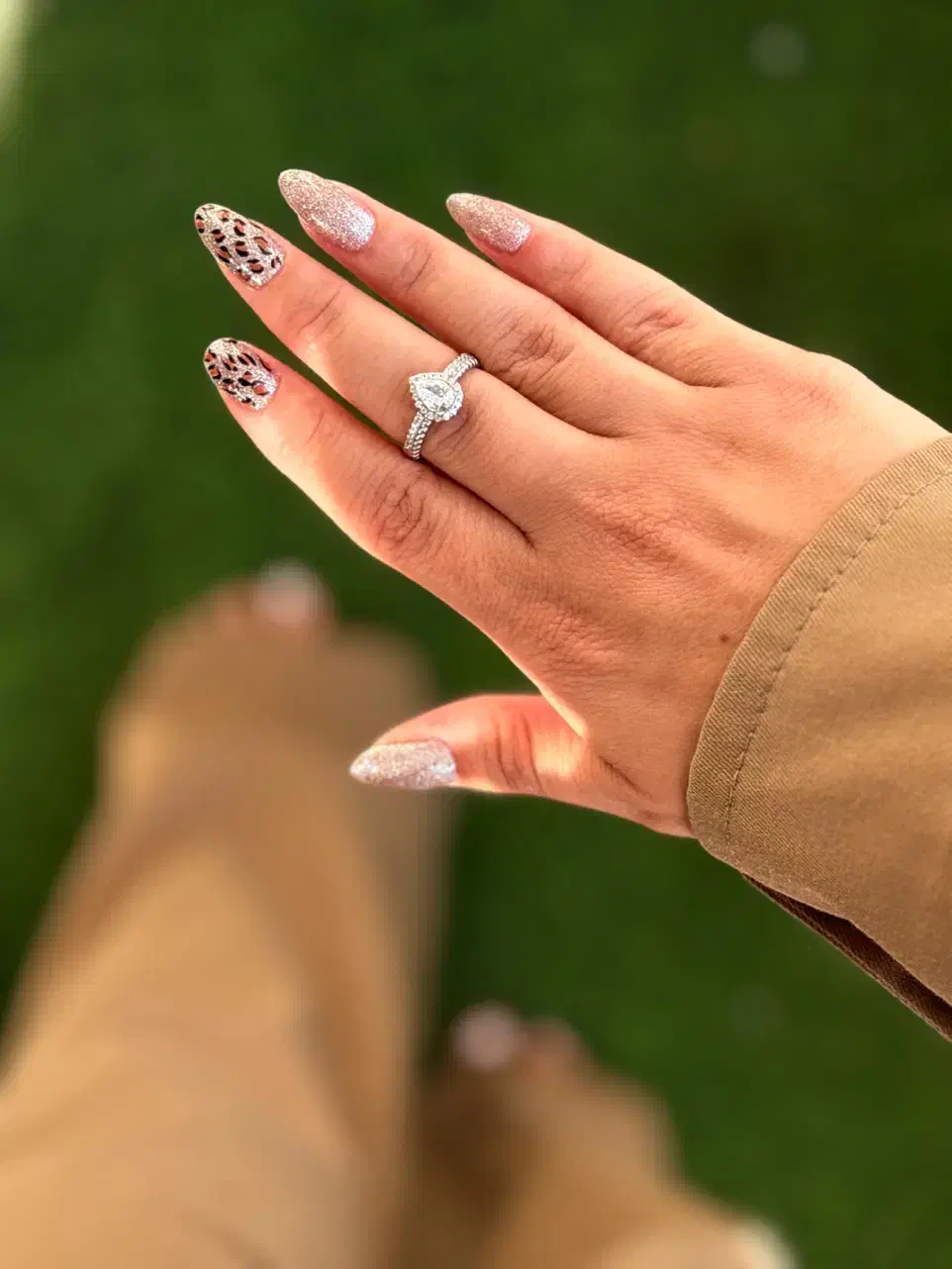 نقره ۲۴ عیار|جواهرات|گنبد کاووس, |دیوار