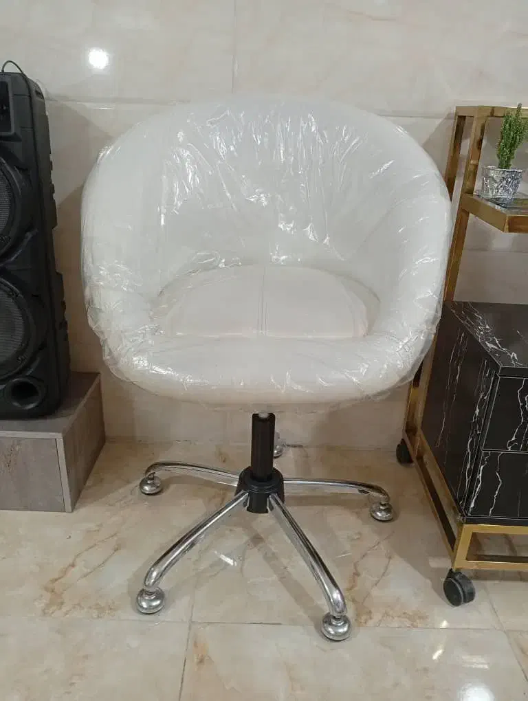 صندلی گردون|صندلی و نیمکت|ورامین, ورامین|دیوار