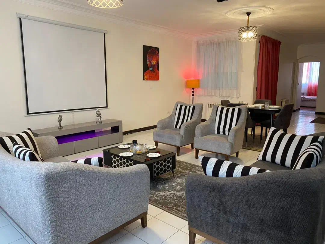 اجاره روزانه /هفتگی/ماهانه آپارتمان در صادقیه|اجارهٔ کوتاه‌مدت آپارتمان و سوئیت|تهران, اباذر|دیوار