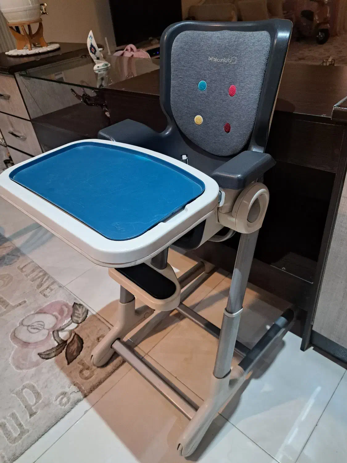 صندلی غذا کودک ببه کانفورت|تخت و صندلی بچه|اندیشه, اندیشه فاز ۴|دیوار