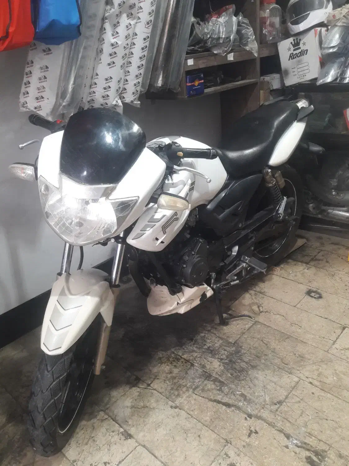 موتور ااپاچی مدل ۹۰ سالم|موتورسیکلت|مشهد, رده|دیوار