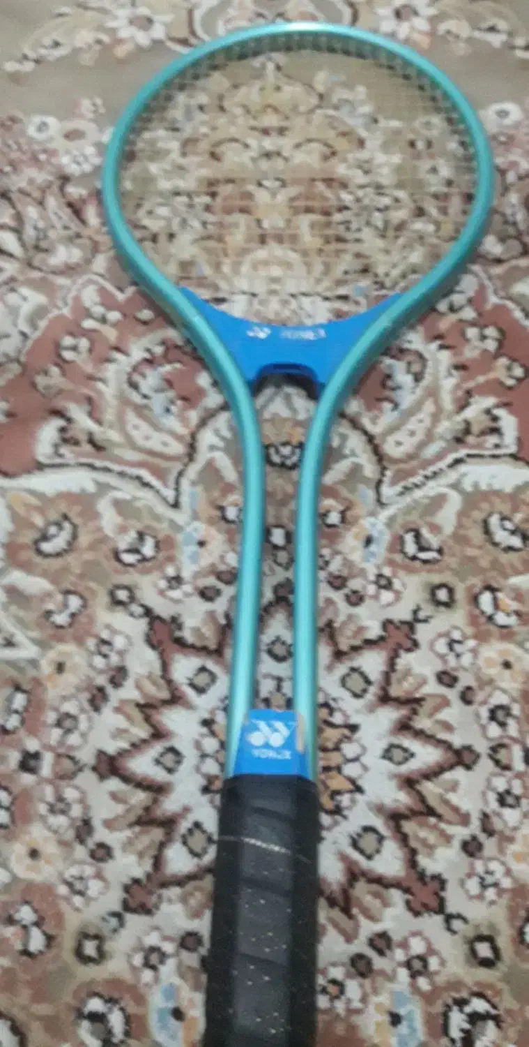 راکت تنیس YONEX|ورزشهای توپی|تهران, کرمان|دیوار