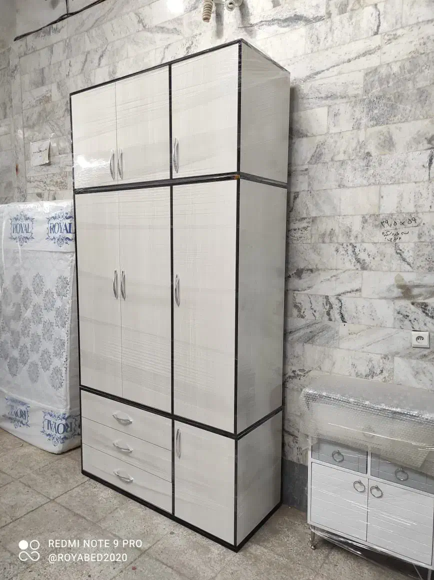 کمد سه‌تکه جادار و مقاوم  عرض ۱۳۰ سانتی‌متر|جاکفشی، کمد، دراور|خمینی‌شهر, |دیوار