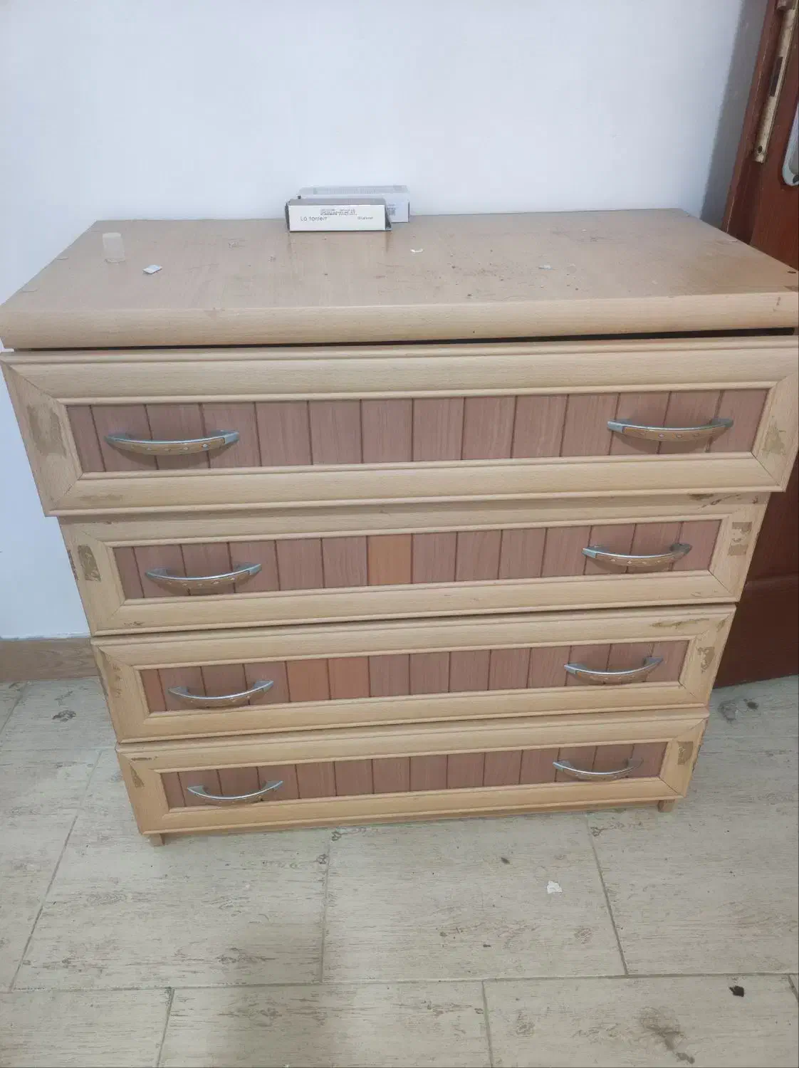 دراور ۴ کشو سالم|جاکفشی، کمد، دراور|رشت, معلم|دیوار