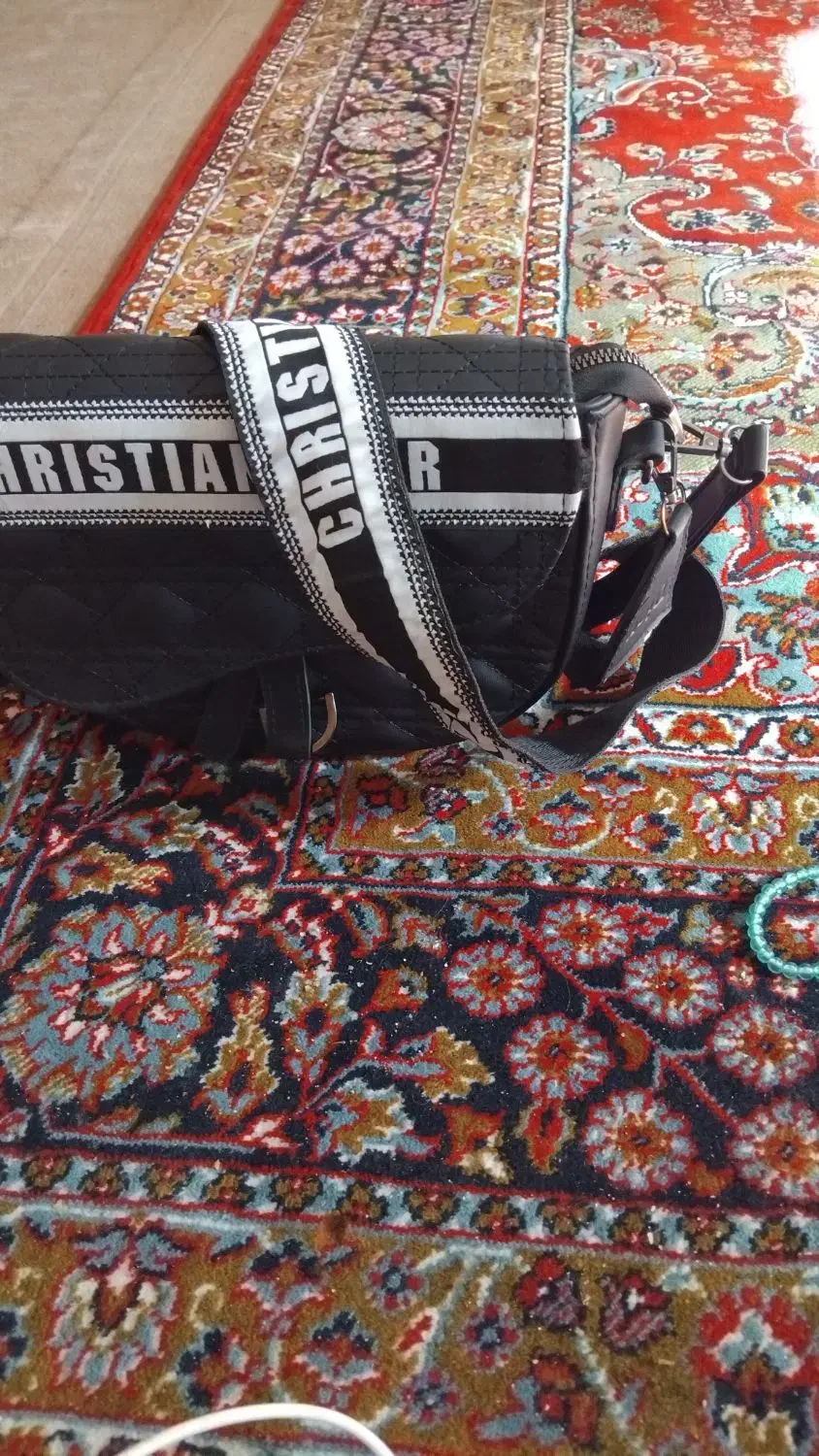 کیف diurاصل|کیف، کفش، کمربند|مراغه, |دیوار