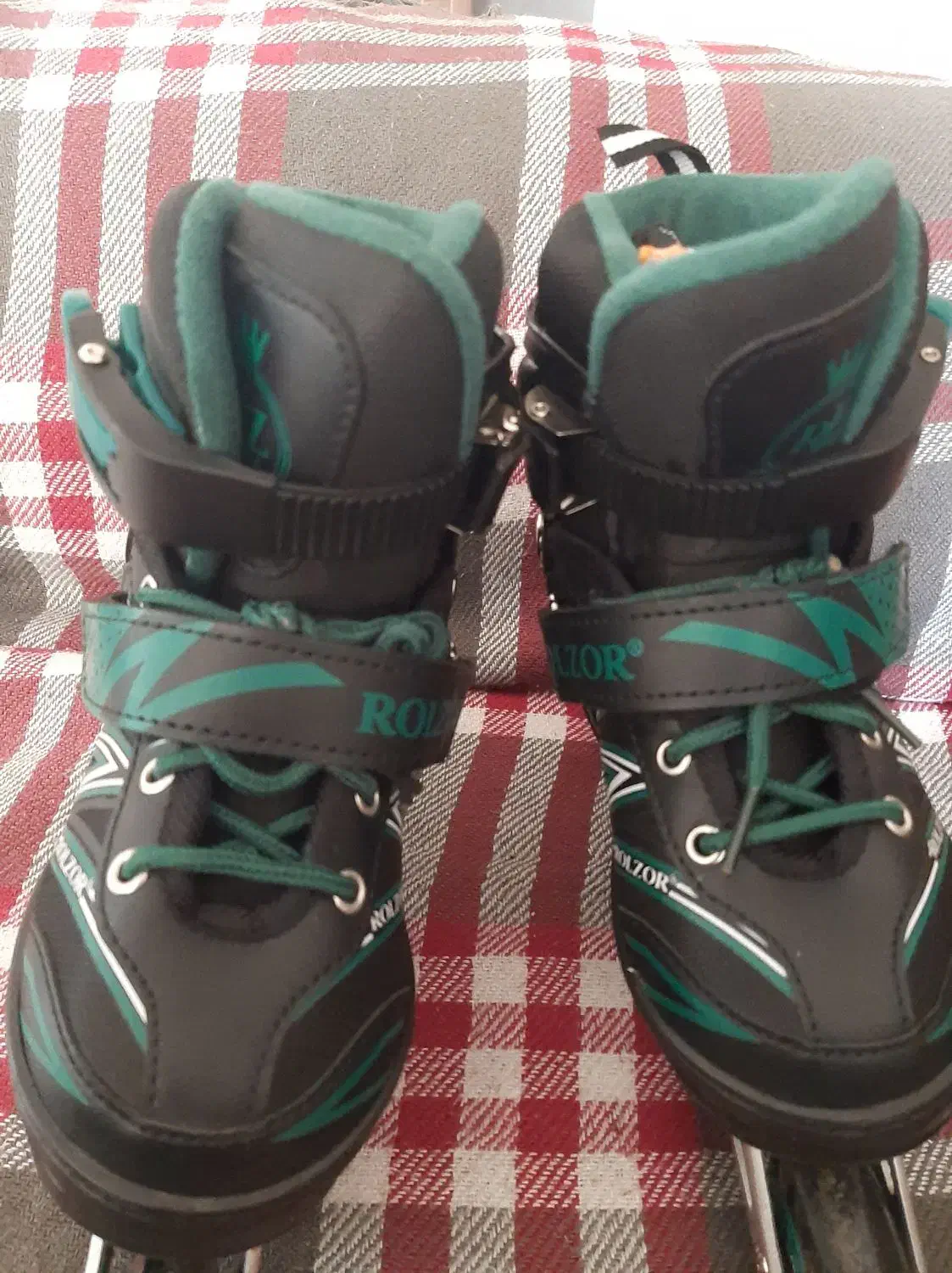 اسکیت درحد نو|دوچرخه، اسکیت، اسکوتر|تیران, |دیوار