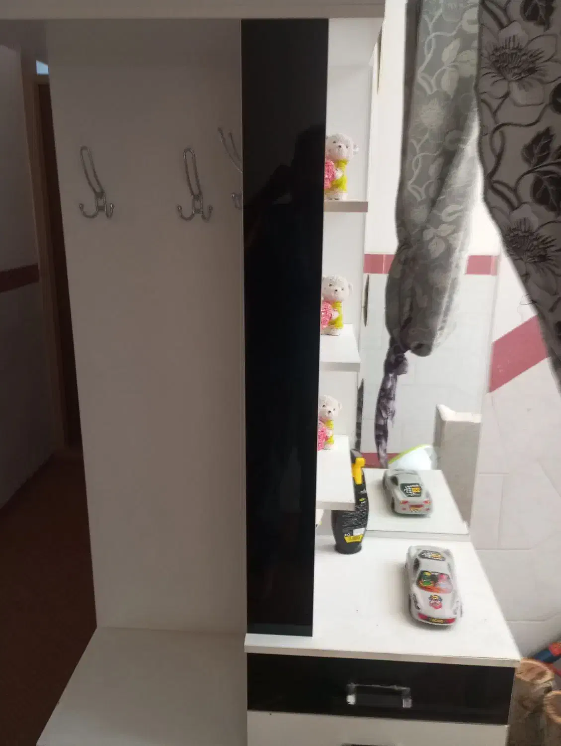 کمد|جاکفشی، کمد، دراور|میبد, |دیوار