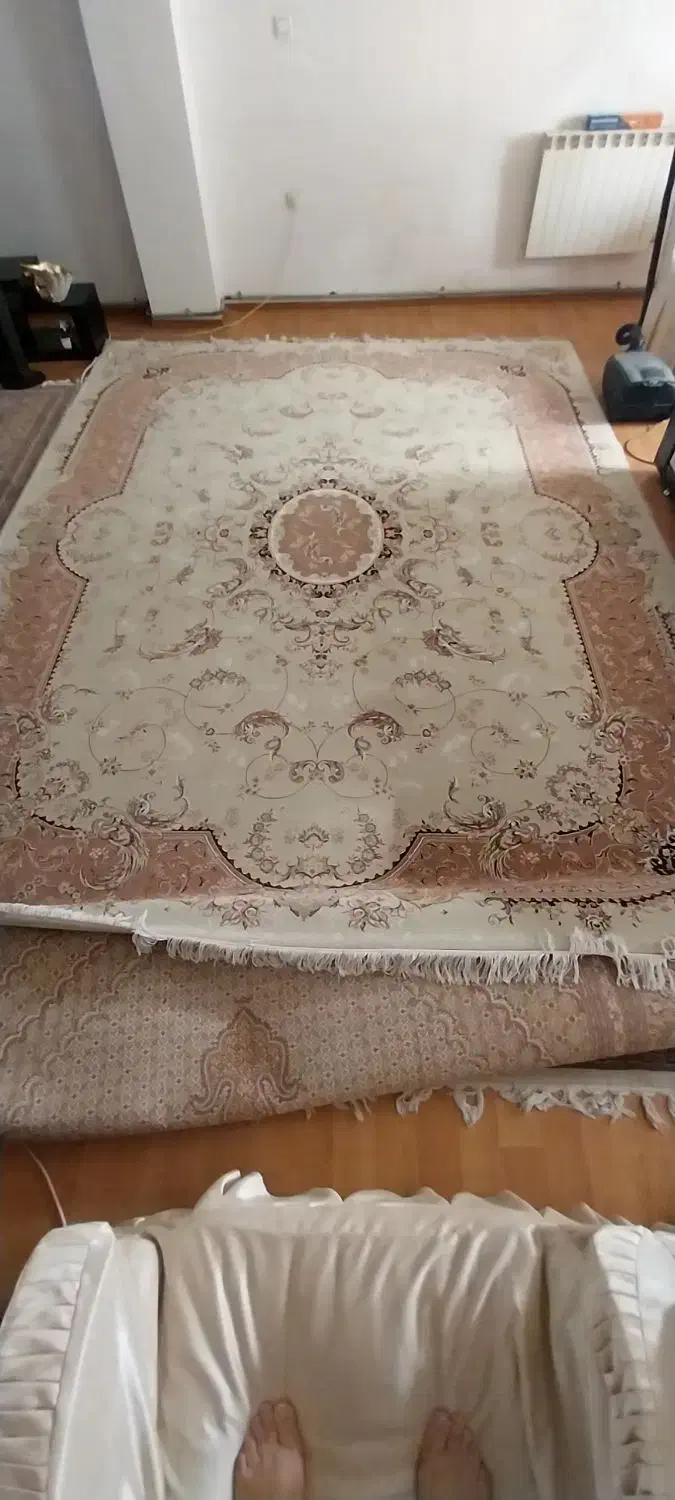 فرش ۱۲ متر ۷۰۰ شانه|فرش|خوی, |دیوار