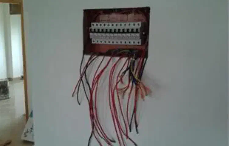 سیم کشی ساختمان و کلیه خدمات برقی|خدمات پیشه و مهارت|زنجان, |دیوار