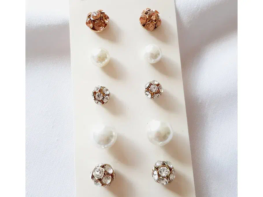 گوشواره میخی پک دار 5 جفتی مروارید و توپی نگینی|بدلیجات|زنجان, |دیوار