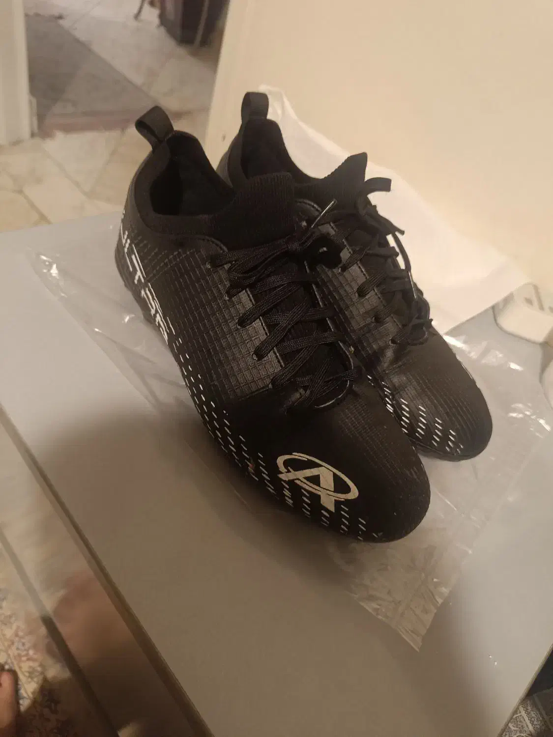 کفش فوتبال پوما فیوچر|تجهیزات ورزشی|تهران, کوی بیمه|دیوار