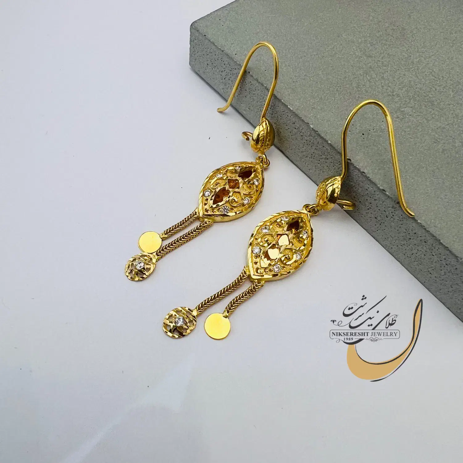 فروش گوشواره آویز طلای ۱۸ عیار اجرت ۳٪|جواهرات|شیراز, سینما سعدی|دیوار