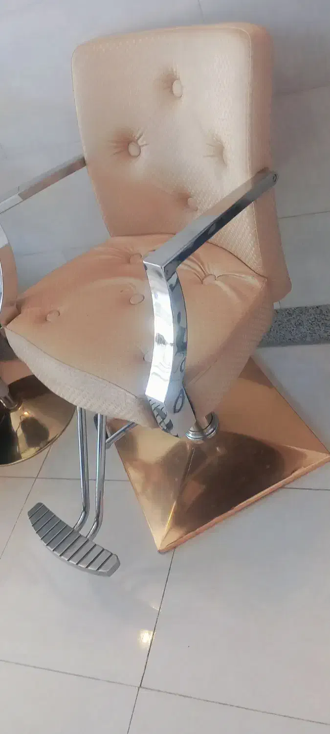 صندلی جکی دار|صندلی و نیمکت|لنجان, |دیوار