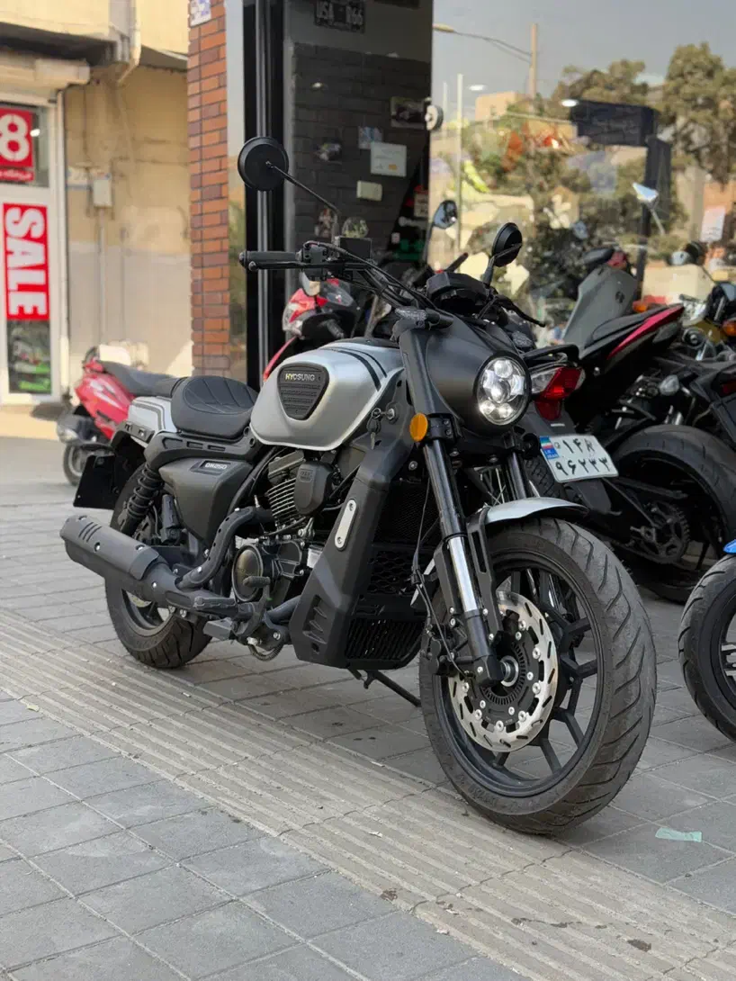 هیوسانگ اکویلا ۲۵۰ صفر|موتورسیکلت|تهران, امیریه|دیوار