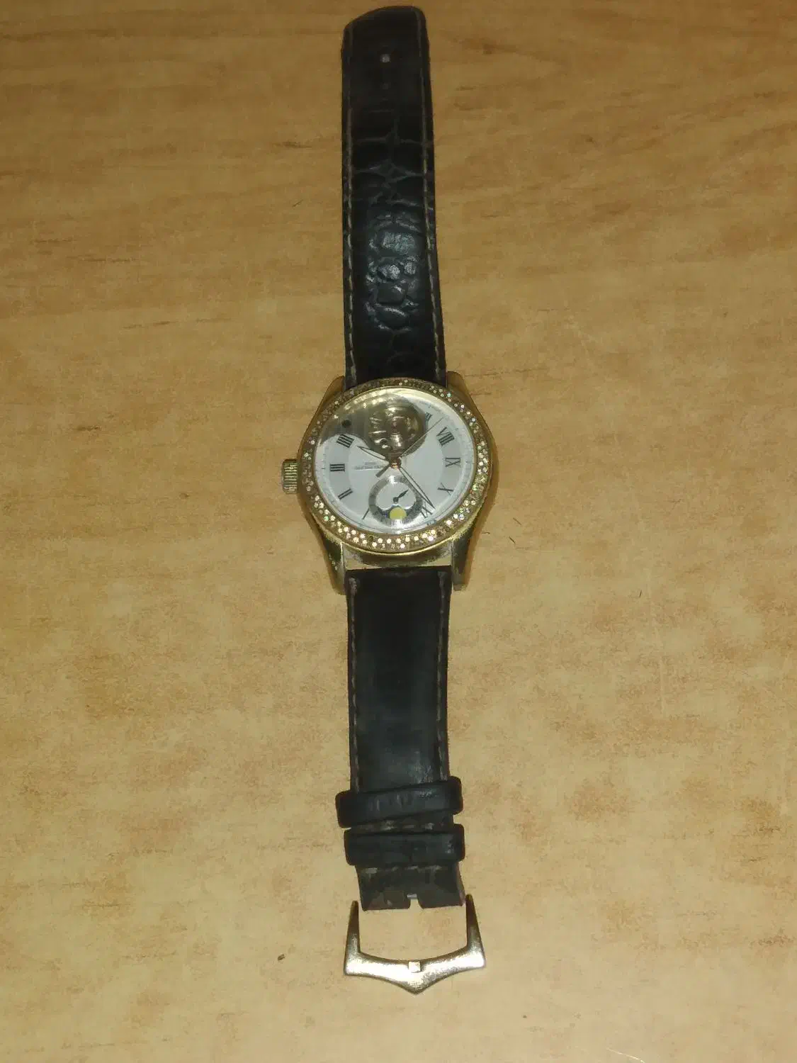 ساعت  پاتیک فیلیپ  اصلی  .  موتور سنگین  نبضی|ساعت|بندر انزلی, معلم|دیوار