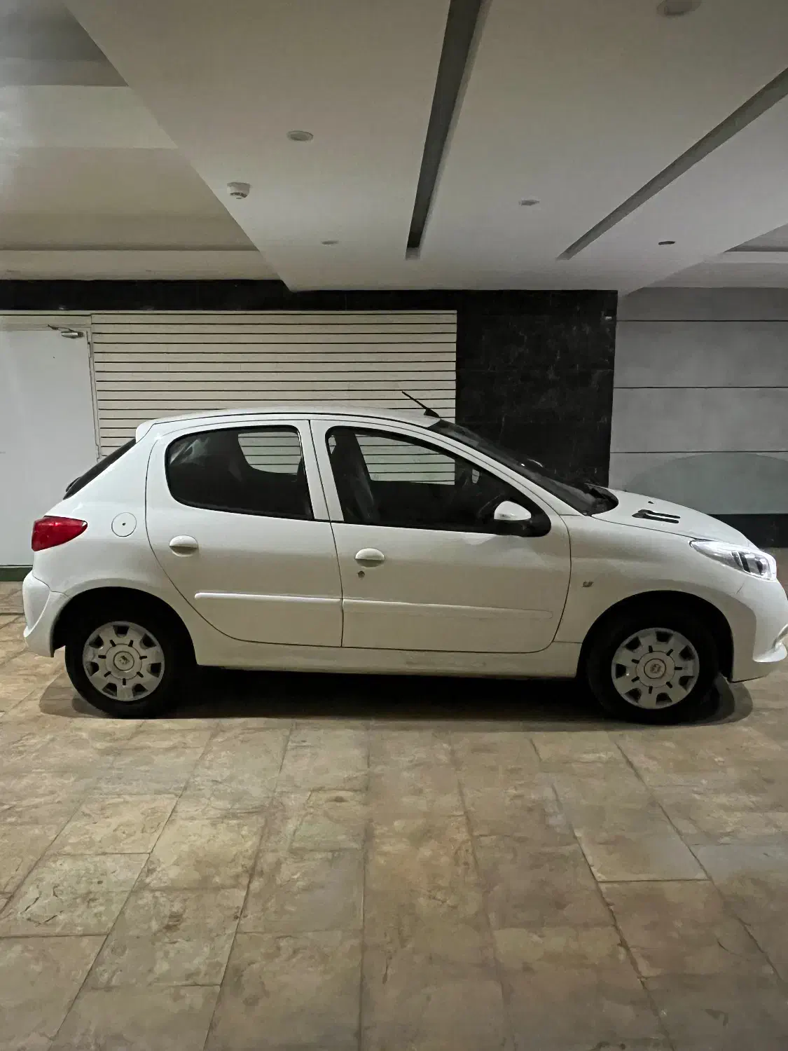 207 99 فرمان برقی|خودرو سواری و وانت|رشت, بوسار|دیوار