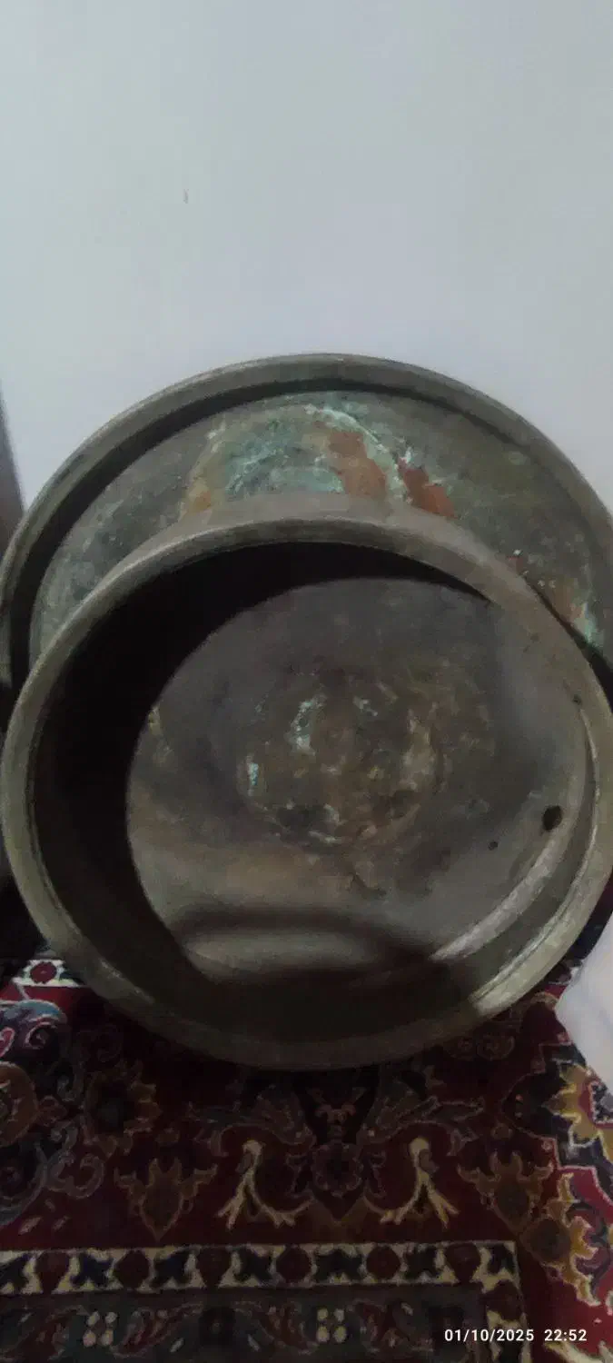 دیگ مسی سینی مسی و|کلکسیون اشیاء عتیقه|بابلسر, |دیوار