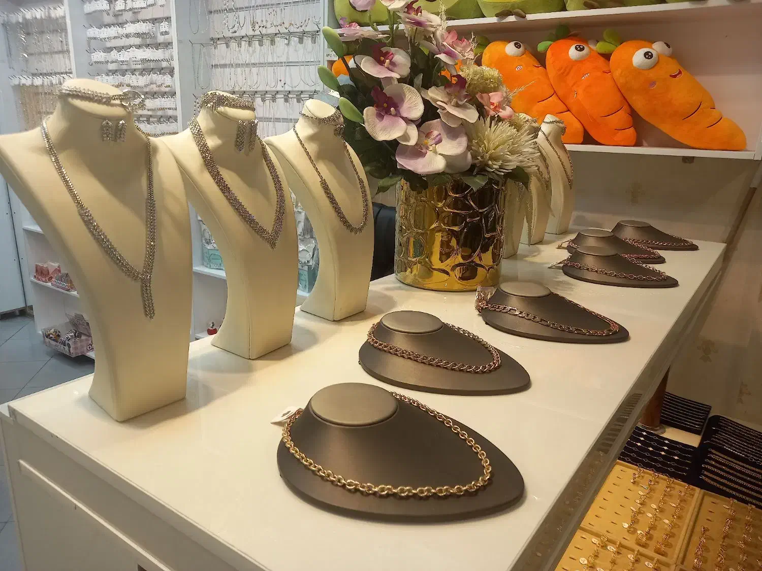 فروشنده|استخدام بازاریابی و فروش|اسلام‌شهر, باغ فیض|دیوار