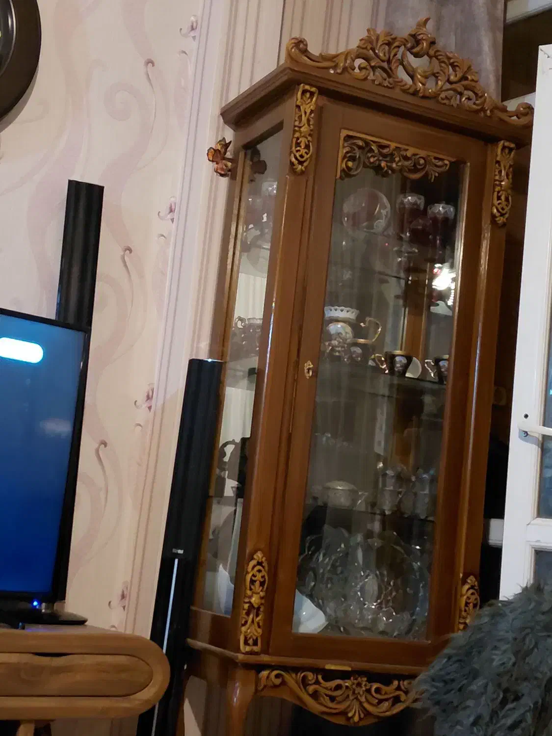 بوفه ظرف|بوفه، ویترین، کنسول|تربت جام, مسکن مهر|دیوار