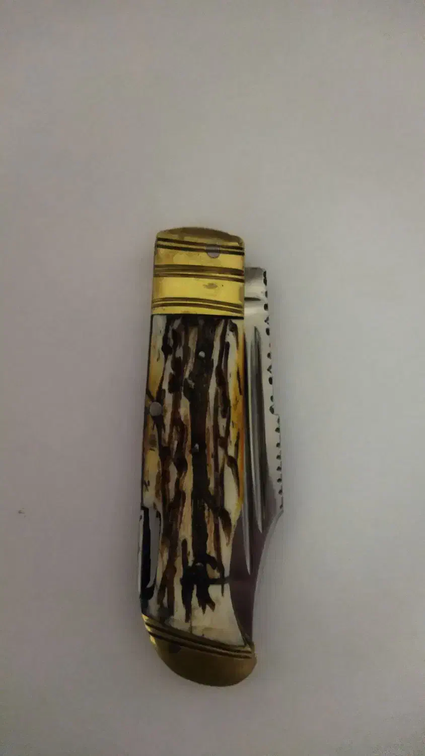 چاقو کلکسیونی|کلکسیون اشیاء عتیقه|همدان, |دیوار