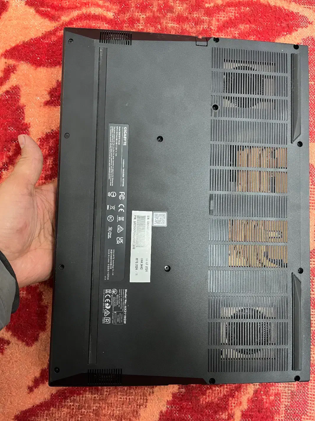 لبتاب گیگا بایت|رایانه همراه|تاکستان, |دیوار